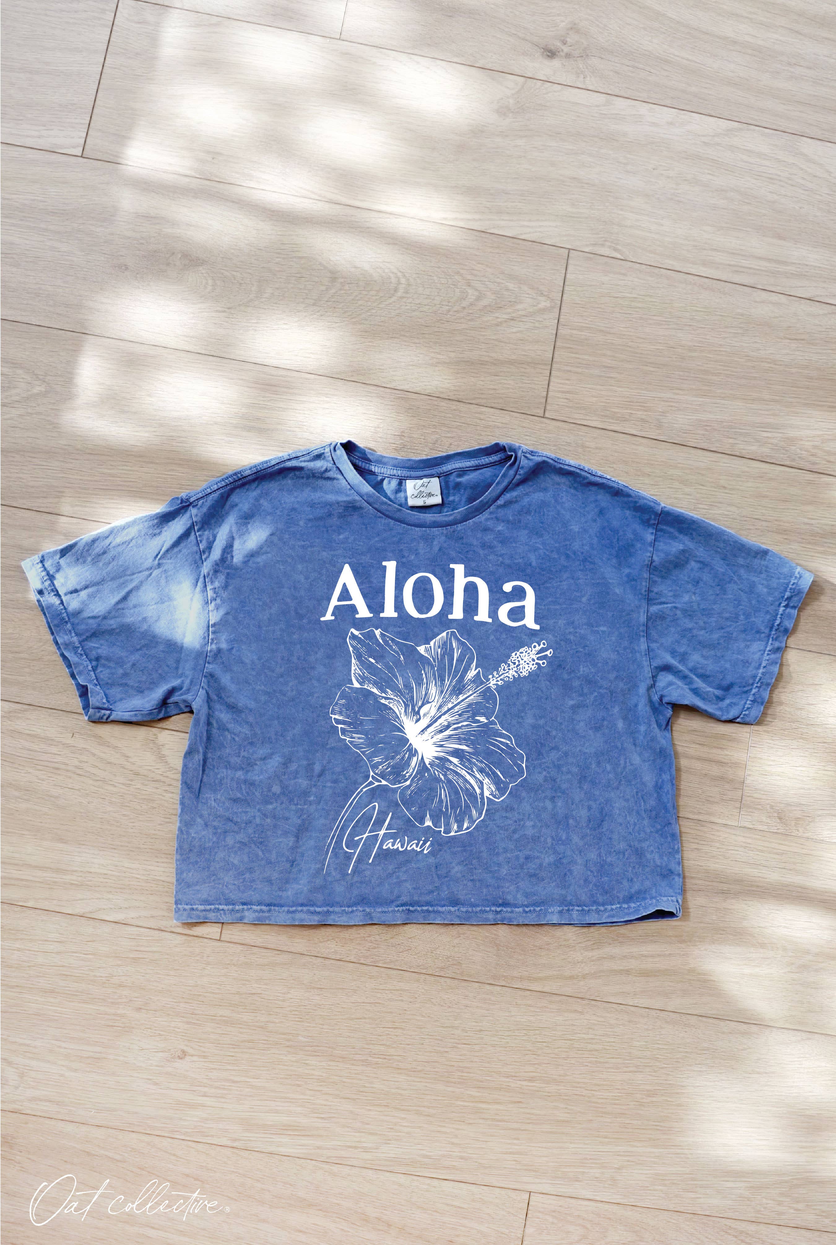ALOHA HAWAII Cropped Mineral Washed Graphic Top