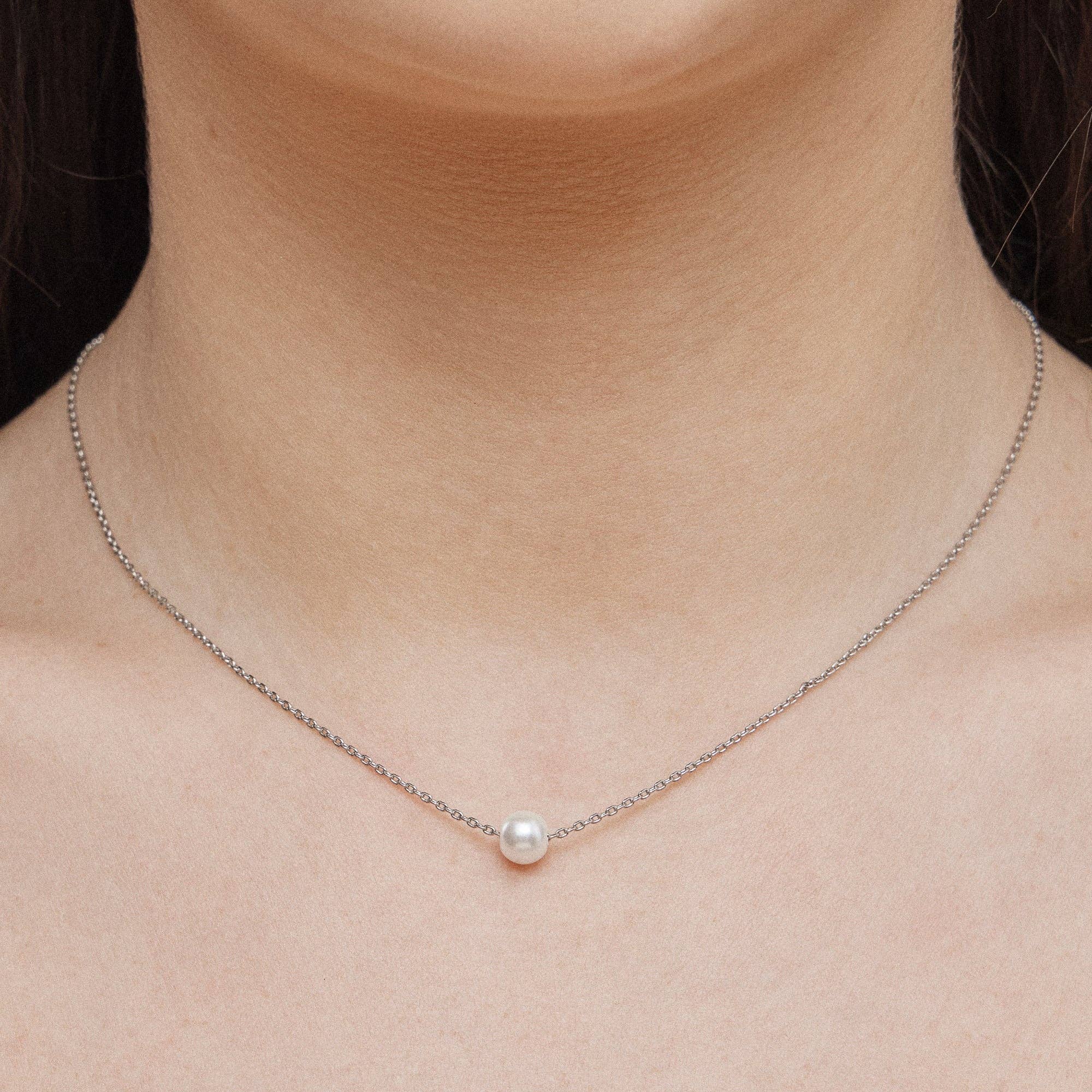 6mm Classic Pearl Charm 18K Gold Dip Necklace