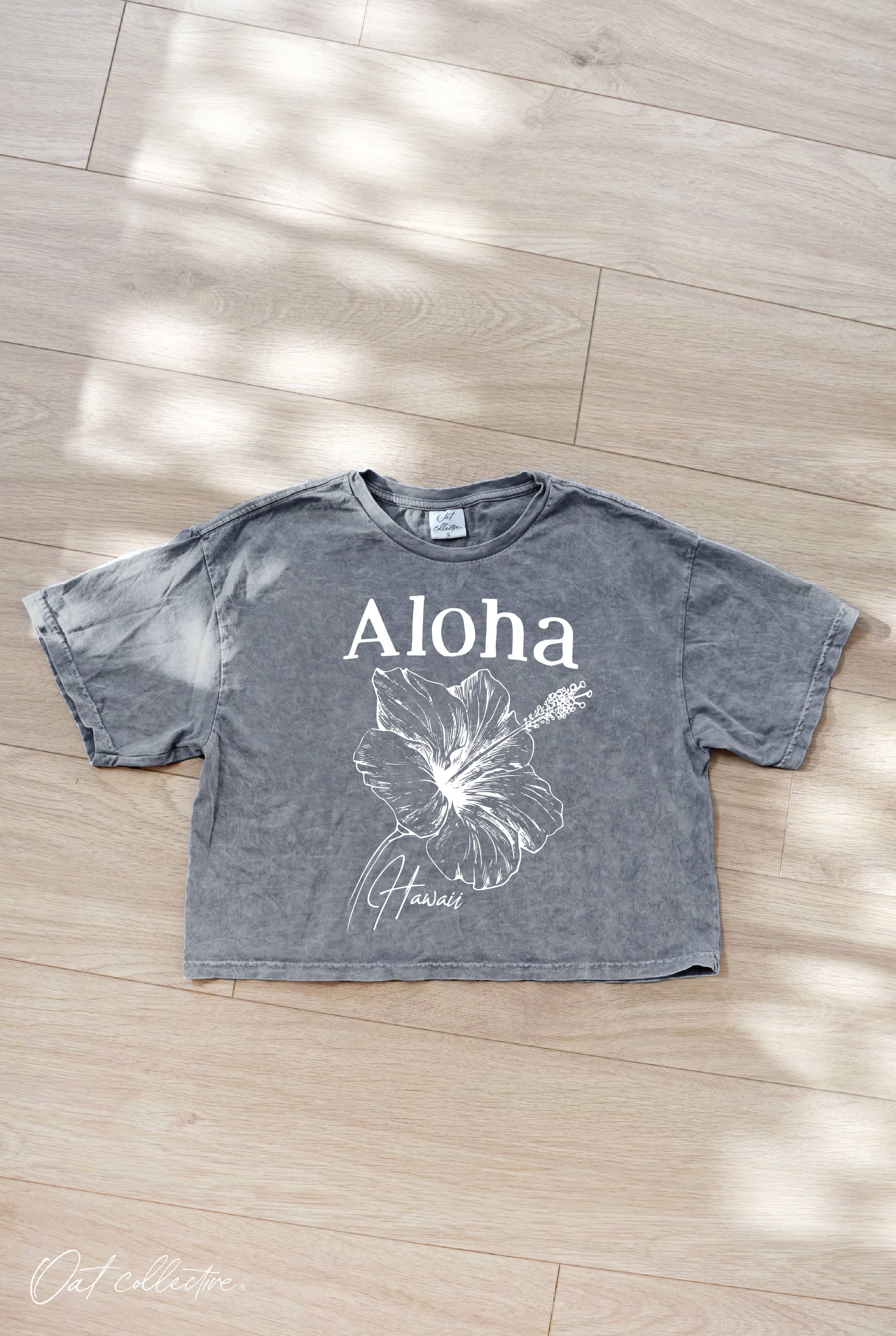 ALOHA HAWAII Cropped Mineral Washed Graphic Top